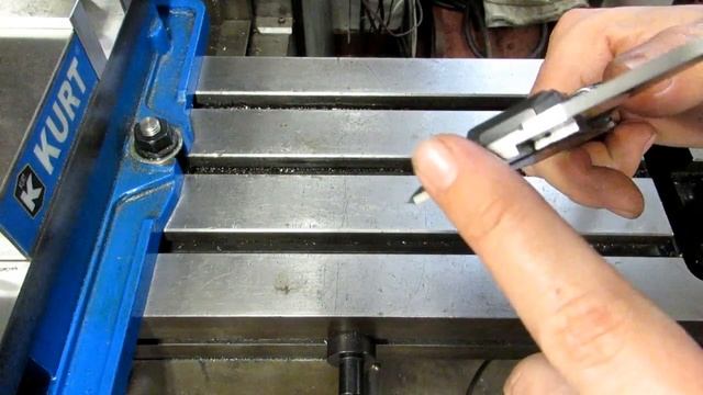 Quick Machining Tip #6 - Four Different Ways to Take Measurements with Calipers смотреть онлайн
