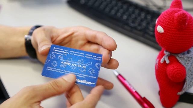 Печать дисконтных карт с фольгированием на серебряном пластике смотреть онлайн