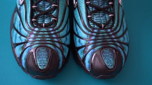 NIKE AIR MAX TAILWIND 5 SKEPTA REVIEW & ON FEET + SIZING смотреть онлайн