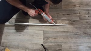 Как приклеить пластиковые уголки на откосы (+ подрезка)