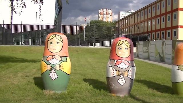 Русские матрёшки, у дороги смотреть онлайн