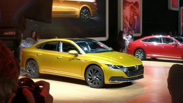 2019 Volkswagen Arteon reveal video from 2018 Chicago Auto Show смотреть онлайн