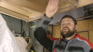 Скрытый карниз: Варианты исполнения и натяжка потолка