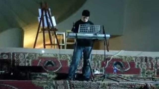 playing "Ana wlleil" live - 2009 смотреть онлайн