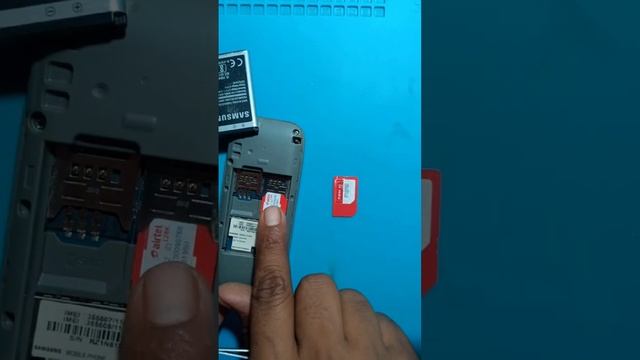 Samsung Keypad Mobile Sim Card In Power On Problem смотреть онлайн