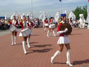 Яхт-клуб Балтиец. Шоу барабанщиц "Феерия"