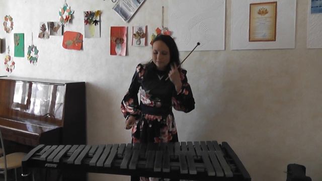 Разыгрываюсь перед концертом) смотреть онлайн