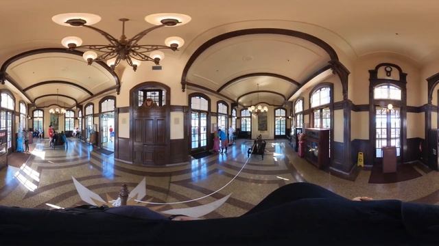 WDW MK 360 Reference - Train Station смотреть онлайн