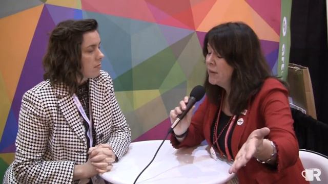 Anna Anderson with Art Unlimited talks with Heidi about a new program offer. смотреть онлайн