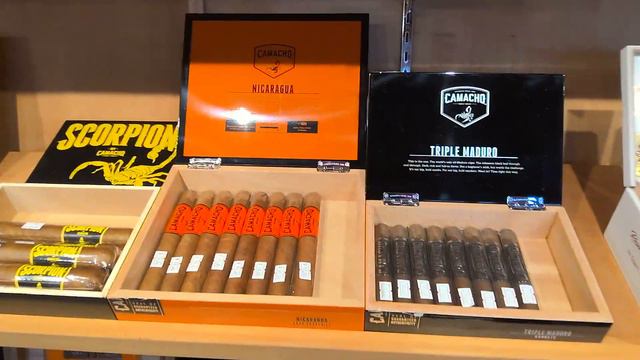 What's in the humidor? смотреть онлайн