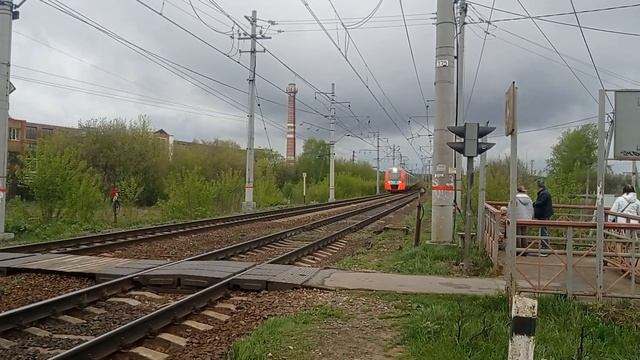 Скоростной электропоезд «Ласточка-Премиум» ЭС1П-033 №732 «Москва - Нижний-Новгород». смотреть онлайн