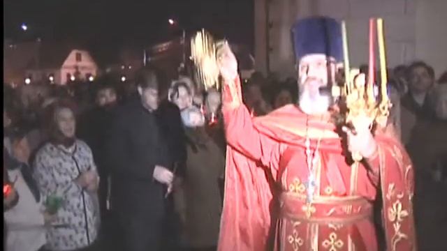 Крестный ход на Праздник Святой Пасхи 03.04.2010г..mpg
