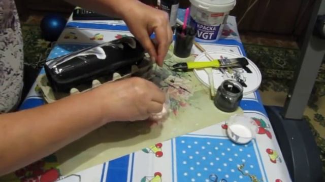 Рисунок цепочками - 3  на бутылке вина.   № 72