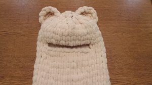 Балаклава мишка из плюшевой пряжи.