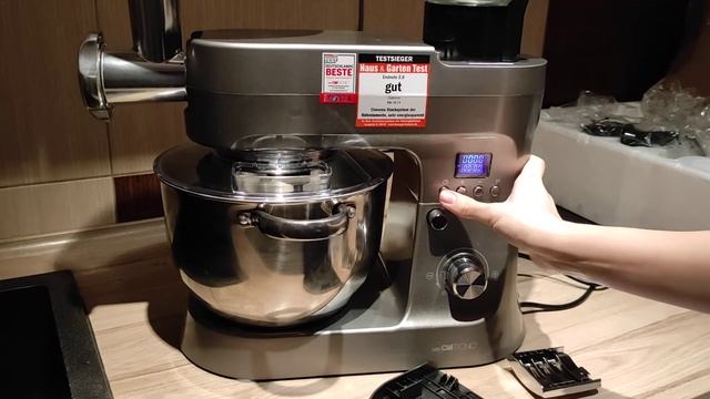 Кухонный комбайн Clatronic KM 3674 смотреть онлайн