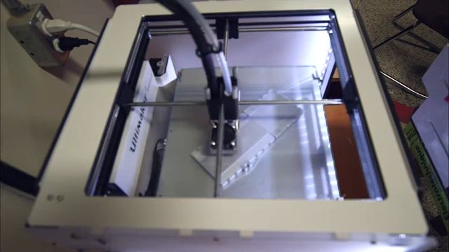 Ultimaker 2 Extended Plus 3D Printer + Time-Lapses [UQAT] смотреть онлайн