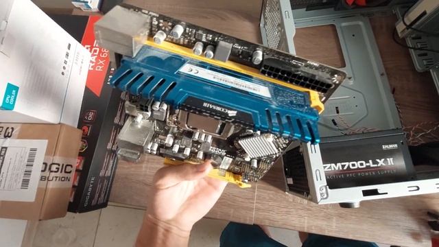 Собрал майнинг ферму на RX 6800XT 16 GB из старого пк! смотреть онлайн