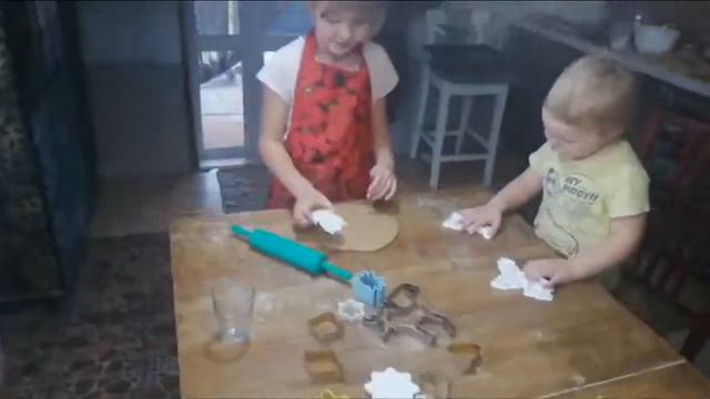 печем имбирные прянички