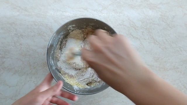 ПЫШНЫЕ И НЕЖНЫЕ КУРИНЫЕ КОТЛЕТКИ. А ВСЕ БЛАГОДАРЯ ОДНОЙ ДОБАВКЕ. смотреть онлайн