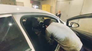 Опель Астра J как открыть багажник