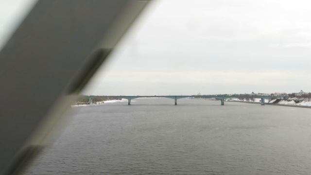 Вид из окна поезда - Город Ярославль и река Волга (г.Ярославль) смотреть онлайн