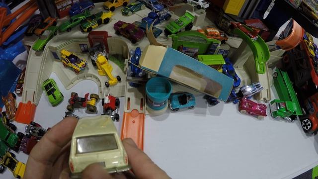 Машинки Пита 120 Игры и Обзор модели СССР масштаб 1:43 коллекционная машинка сувенир МОСКВИЧ 426 смотреть онлайн