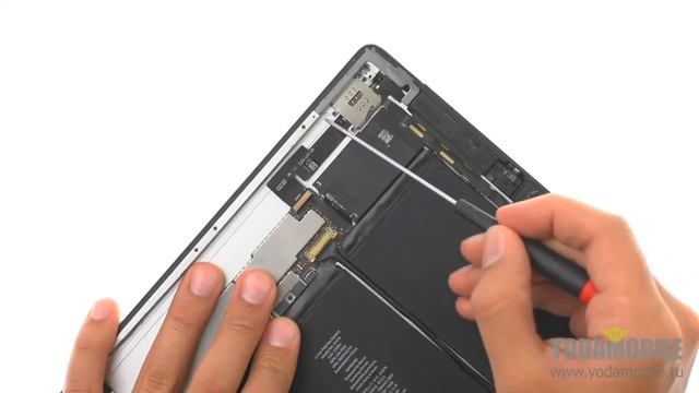Замена передней камеры iPad 2 смотреть онлайн
