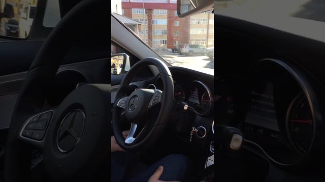 Mercedes W205 автопарковка