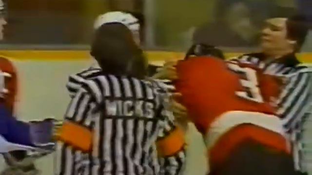 Hockeyfighters.cz  Behn Wilson Vs Tiger Williams Oct 21, 1978.wmv