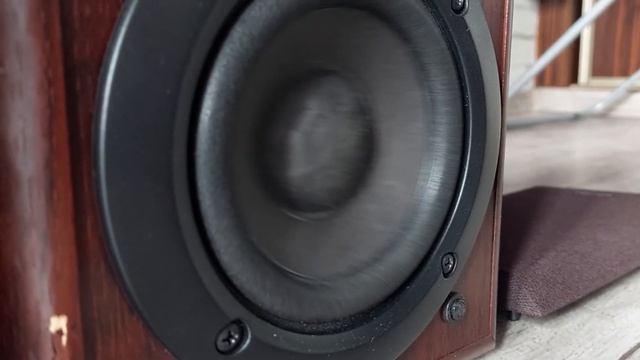 Technics SC-HD301 1999 смотреть онлайн