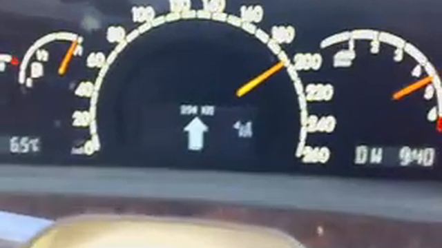 Mercedes Benz S500L - 255Km/h смотреть онлайн