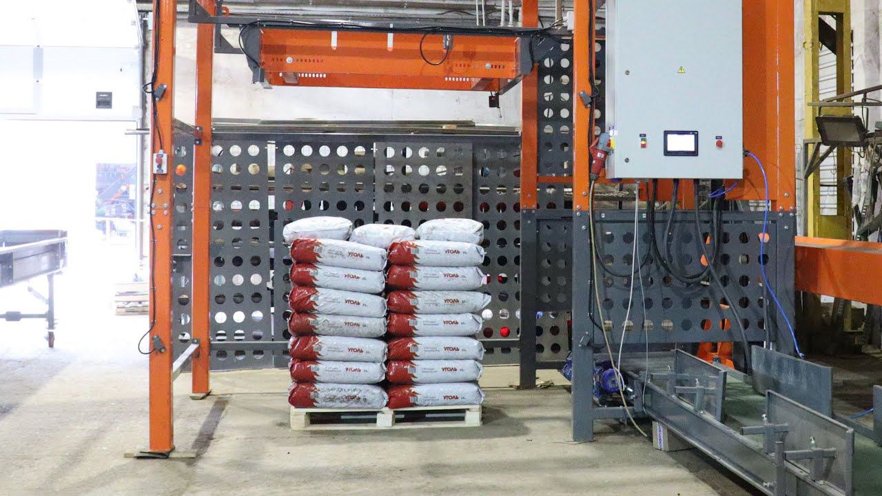 Укладчик мешков 25 кг с углем ПАЛ-10 смотреть онлайн