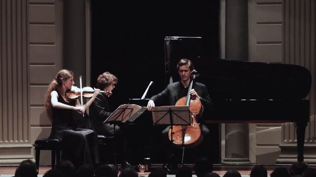 Van Baerle Trio - Mendelssohn Piano Trio no. 2 in C minor Op. 66 смотреть онлайн