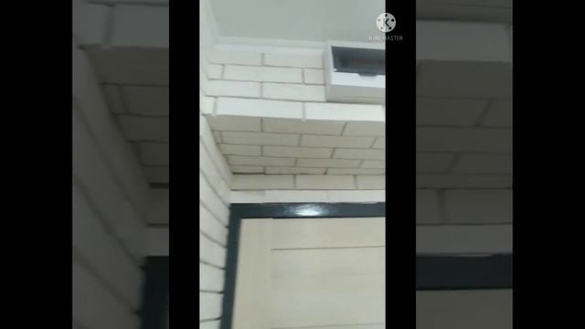 Монтаж декоративного кирпича в дверной проём, расшивка, зарезка углов #монтажкирпича смотреть онлайн