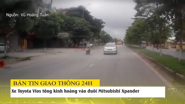 Xe Toyota Vios tông kinh hoàng vào đuôi Mitsubishi Xpander dù đường vắng смотреть онлайн
