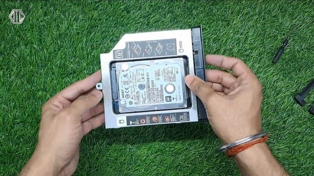 How to Upgrade your Old Laptop's SSD and RAM for Super Fast Performance?? смотреть онлайн