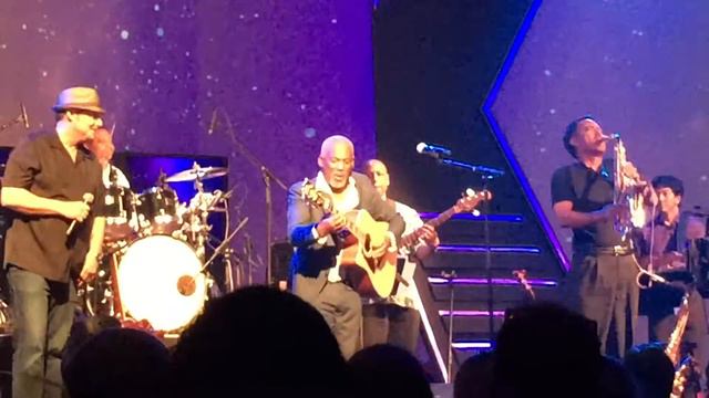 "Falling In Love With Jesus" JONATHAN BUTLER, w/ Jon Gibson and Michael Paulo смотреть онлайн