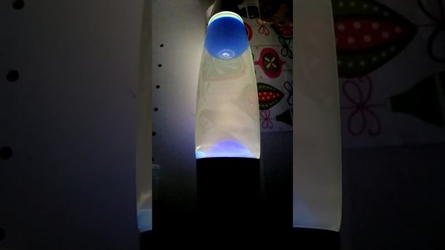 Starting the Lava lamp смотреть онлайн