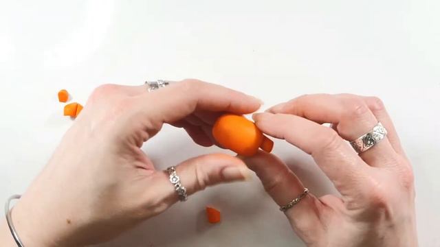 HOW TO MAKE: Among Us Crewmates with Polymer Clay! смотреть онлайн