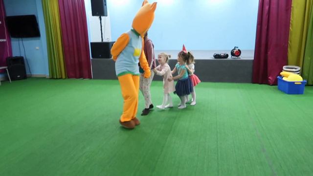 Катюшка, с днём рождения! Распаковываем подарки. Сирены Краснолесья. смотреть онлайн