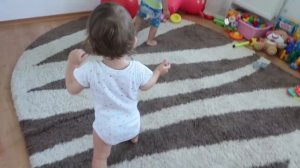 VLOG Пранк над Катей (про гвоздь). Кирилл и Алиса