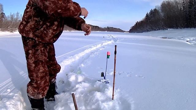 4 щучки на 1,9кг Рыбалка на реке Сосьва смотреть онлайн