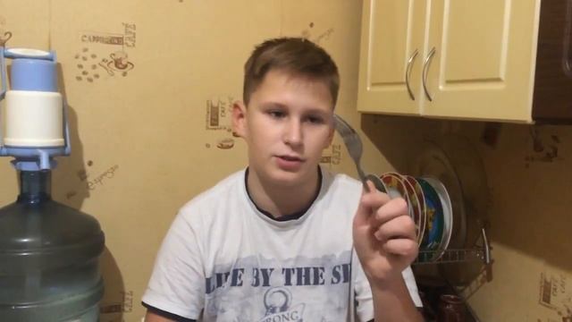 Распаковка и дегустация новой Мивины 