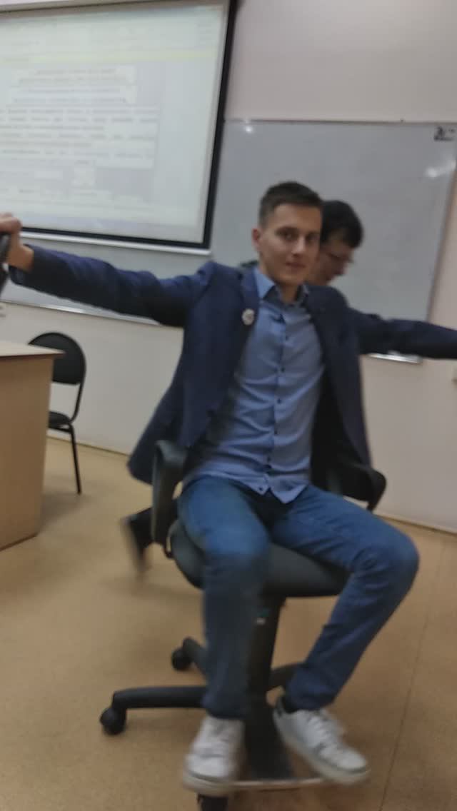 Закон сохранения момента импульса смотреть онлайн