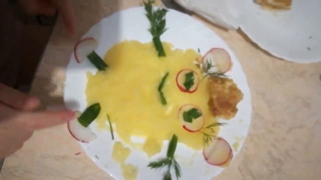 Как украсить детскую еду Медвежонок из пюре Настя готовит. Вариант подачи детских блюд. смотреть онлайн