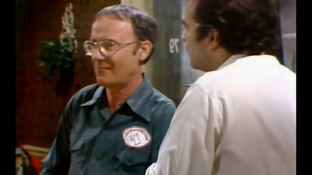 The Olympia Restaurant with Buck Henry - SNL смотреть онлайн