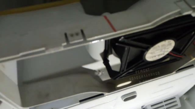 Холодильник Hotpoint Ariston течет вода в морозилке смотреть онлайн