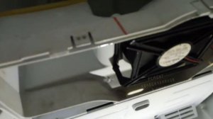 Холодильник Hotpoint Ariston течет вода в морозилке