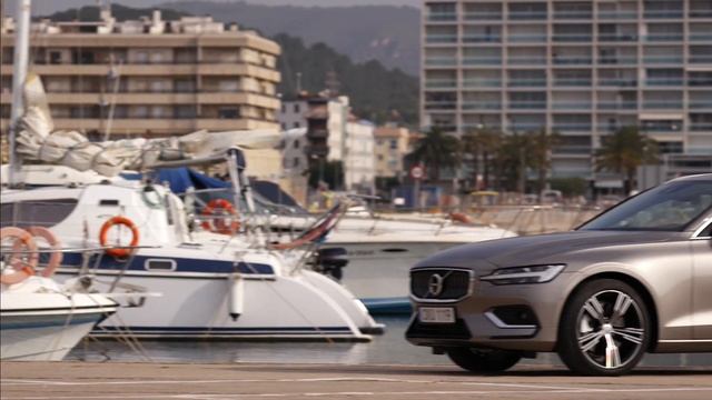 2019 Volvo V60 смотреть онлайн