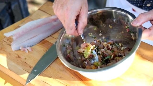 Mediterranean-Style Barramundi Poke Recipe by Chef Kelly Armetta - CHOW 2020 смотреть онлайн